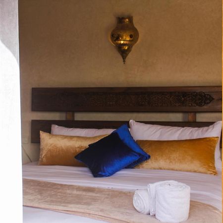 Maison D'Hotes Iminigran & Spa Уарзазат Экстерьер фото